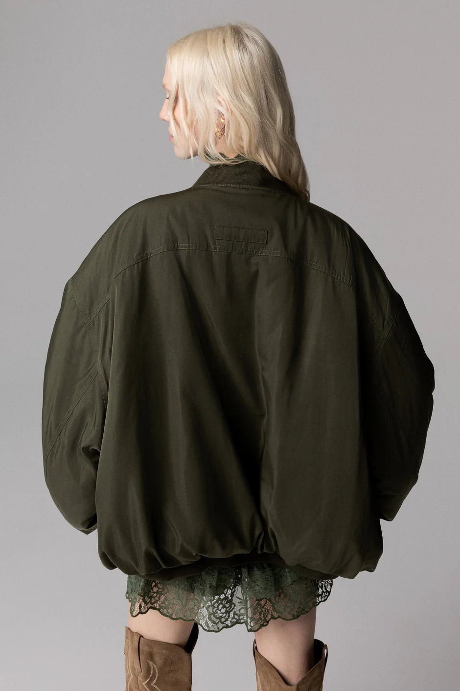 OdiEtAmo Bomber Oversize