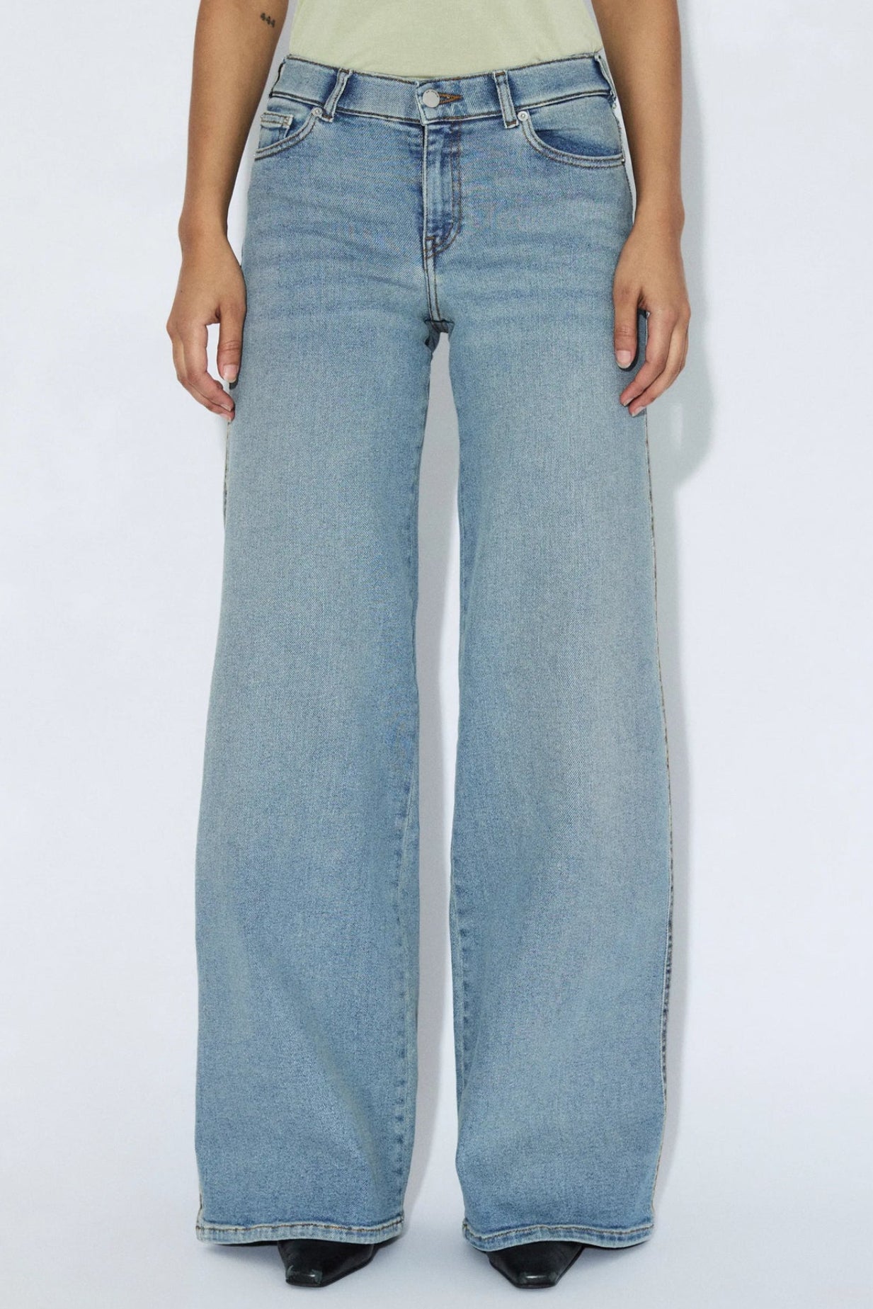 Dr Denim Zila
